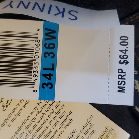 Seven7 NWT jeans - Picture 2 of 4